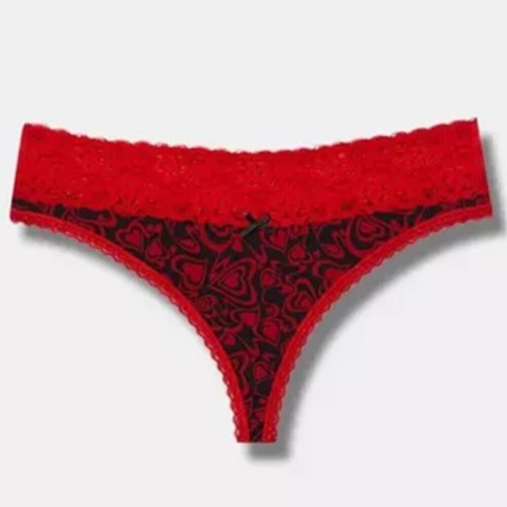 Torrid - Cotton Mid-Rise Lace Trim Thong Panty in Swirling Hearts, Red & Black‌‍